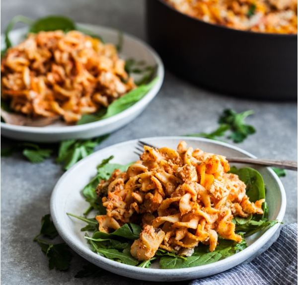 Easy Vegan Pizza Pasta Bake